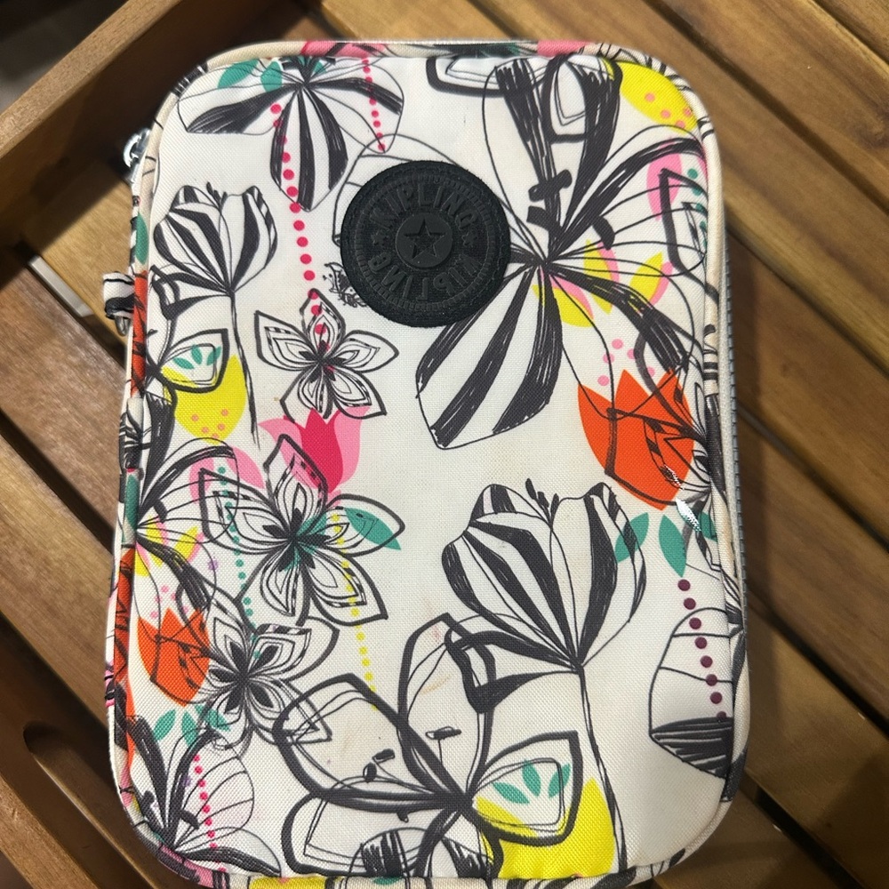 Kipling Multicolor Floral Pencil case